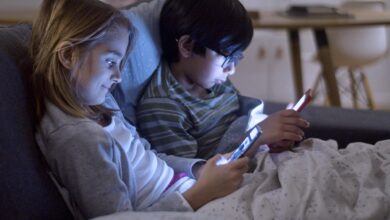 Excess Screen Time Linked to Earlier Puberty