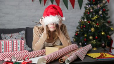 Therapists Give Their Tips for Coping With Holiday Stress